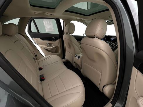Used 2022 Mercedes-Benz GLC 300 GLC 300 image 14
