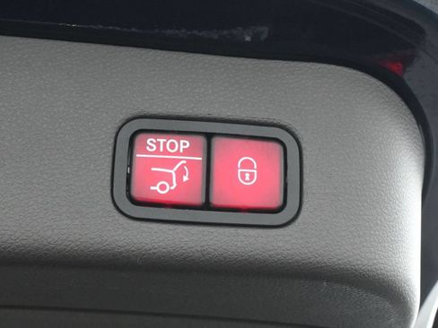 Used 2018 Mercedes-Benz GLE 350 image 35