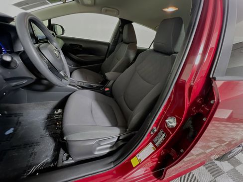 Used 2022 Toyota Corolla LE image 15