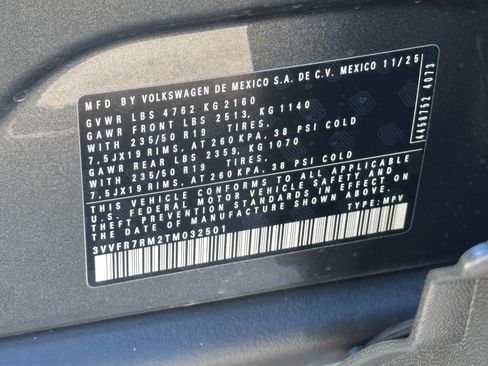 New 2026 Volkswagen Tiguan SE image 18