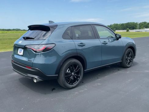 New 2026 Honda HR-V Sport image 8