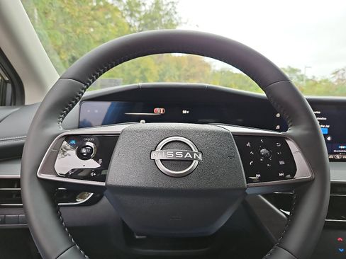 New 2026 Nissan Murano SV image 16