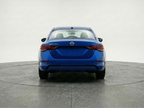 Used 2025 Nissan Sentra SV FWD image 7