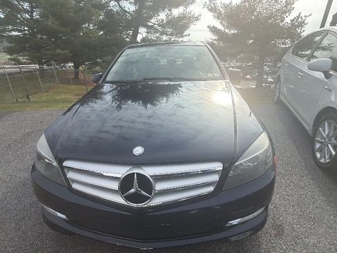 Used 2011 Mercedes-Benz C 300 4MATIC Sedan image 25