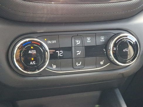 Used 2023 Chevrolet TrailBlazer LT w/ Convenience Package FWD image 15