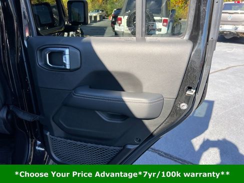 Certified 2022 Jeep Wrangler Unlimited Sahara w/ Cold Weather Group image 16