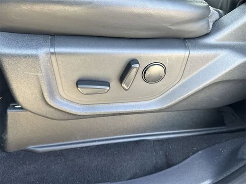 Used 2024 Ford Expedition XLT image 29