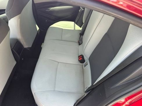 Used 2022 Toyota Corolla LE FWD image 13