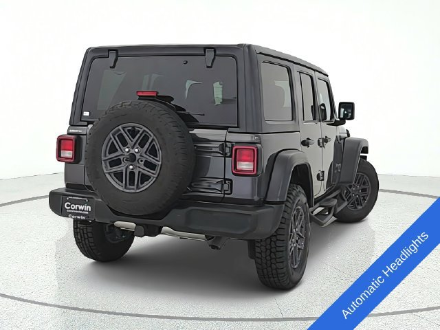 Used 2024 Jeep Wrangler Unlimited Sport AWD/4WD image 6