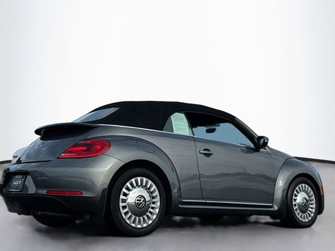 Used 2013 Volkswagen Beetle 2.5 image 2