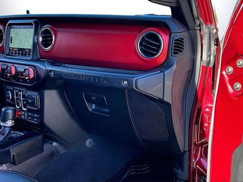 Certified 2021 Jeep Wrangler Unlimited Rubicon image 20