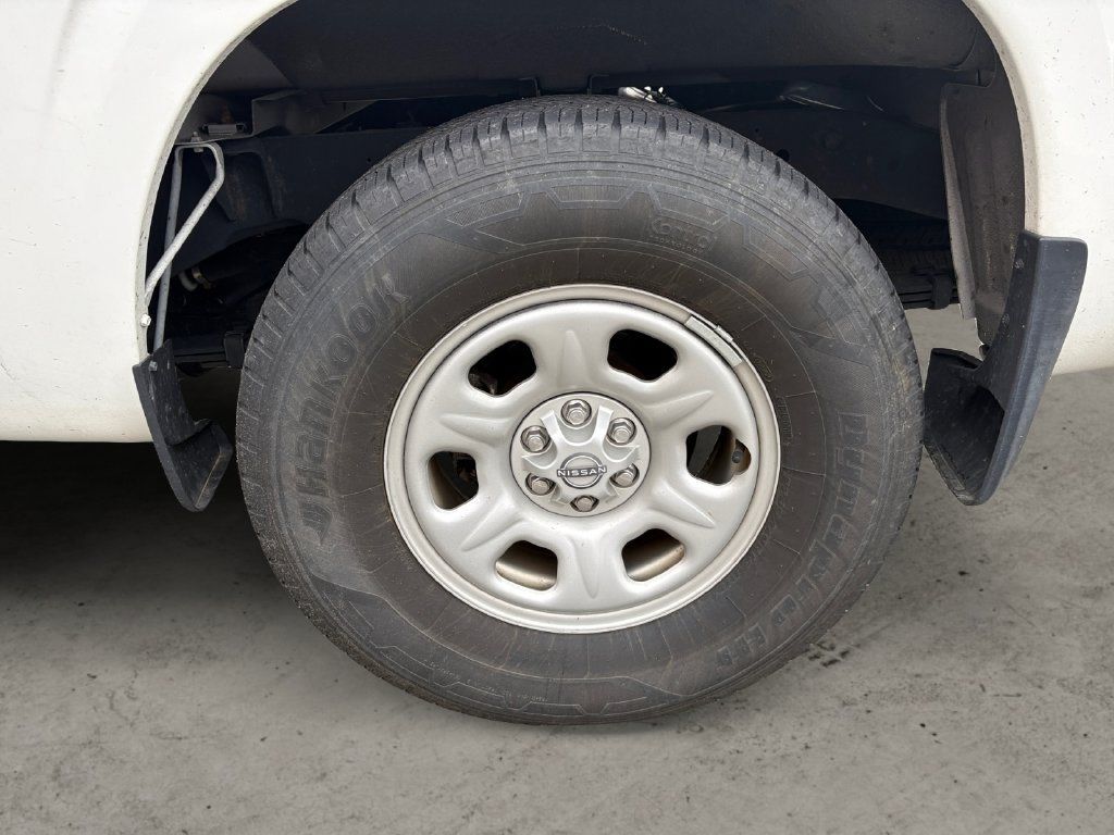 Used 2022 Nissan Frontier S RWD image 14