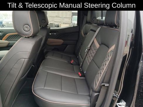 New 2026 GMC Canyon Denali image 14