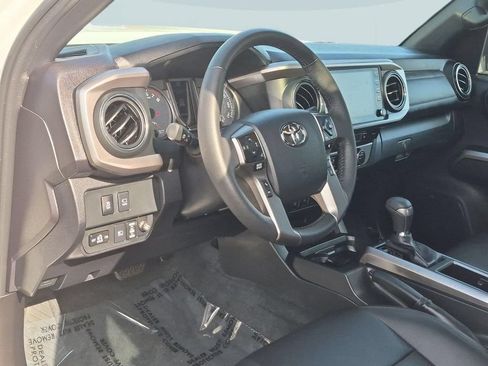 Used 2023 Toyota Tacoma Limited w/ Nightshade Package AWD/4WD image 12