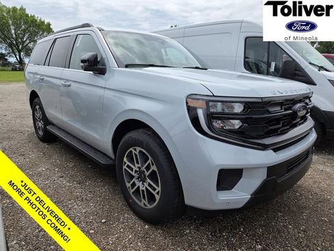 New 2026 Ford Expedition Active RWD image 1