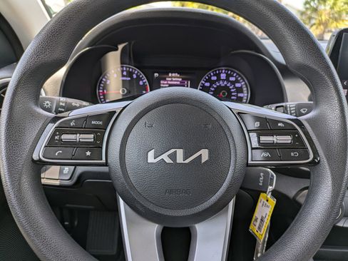 Certified 2024 Kia Forte LXS w/ LXS Technology Package FWD image 20