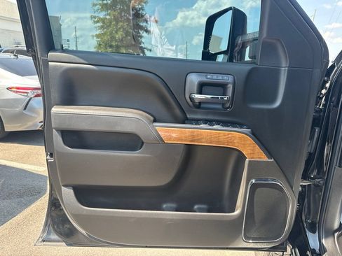 Used 2016 Chevrolet Silverado 2500 LTZ AWD/4WD image 10