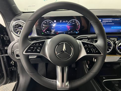 New 2026 Mercedes-Benz CLA 250 4MATIC image 27