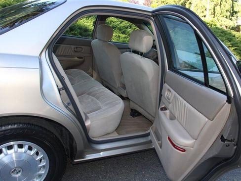 Used 2003 Buick Century Custom w/ Preferred Equipment Group 1SB FWD image 6