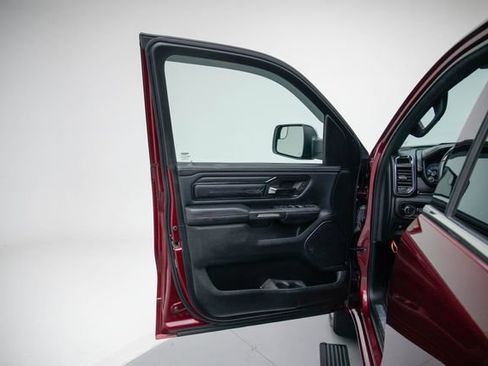 Used 2022 RAM 1500 Limited w/ Body Color Bumper Group AWD/4WD image 17