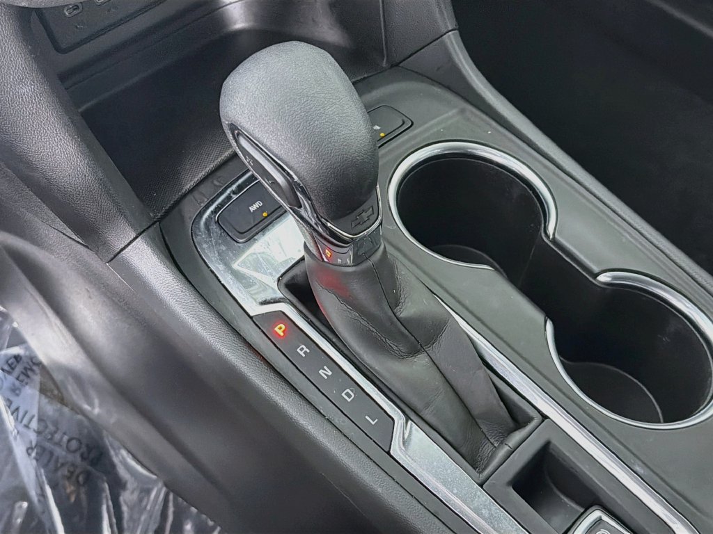 Used 2024 Chevrolet Equinox LT AWD/4WD image 16