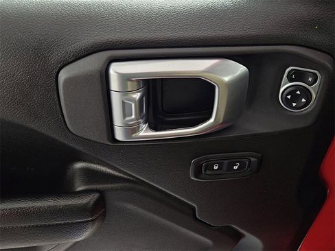 Used 2021 Jeep Wrangler Unlimited Sport image 20