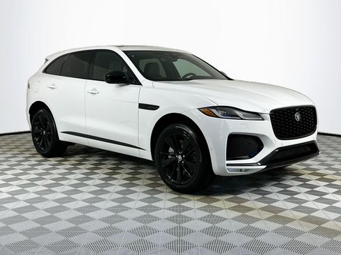 Certified 2026 Jaguar F-PACE R-Dynamic S AWD/4WD image 3