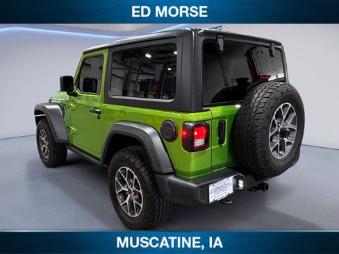 Used 2025 Jeep Wrangler Sport AWD/4WD image 3