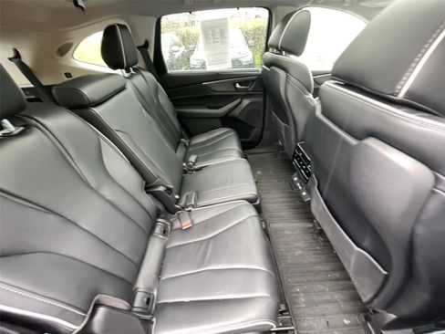 Used 2024 Acura MDX SH-AWD w/ Advance Package image 23