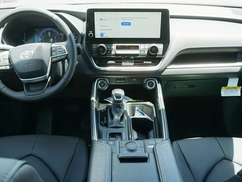 New 2026 Toyota Grand Highlander AWD image 12