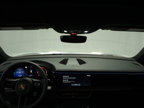 New 2025 Porsche Macan Electric image 16