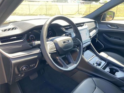 New 2026 Jeep Grand Cherokee L Limited AWD/4WD image 18