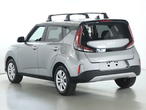 Used 2023 Kia Soul LX FWD image 38