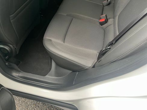 Used 2025 Buick Encore GX Preferred FWD image 24
