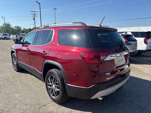 Used 2017 GMC Acadia SLT AWD/4WD image 3