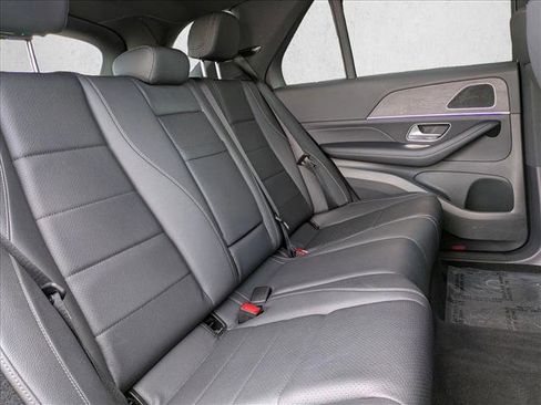 Certified 2025 Mercedes-Benz GLE 450e 4MATIC image 23