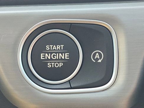 Used 2025 Mercedes-Benz G 63 AMG 4MATIC image 38
