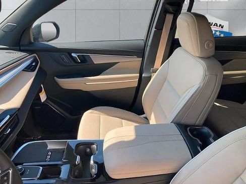 New 2026 Buick Enclave Preferred w/ Power Package image 9