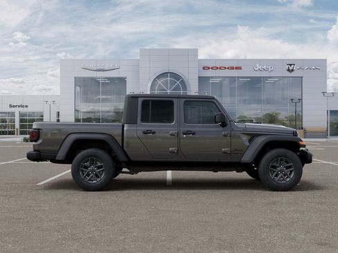 New 2026 Jeep Gladiator Sport AWD/4WD image 22