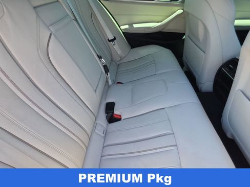 Used 2017 BMW 530i RWD image 17