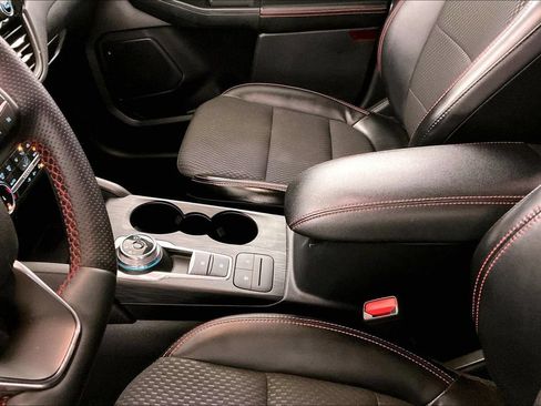 Used 2023 Ford Escape ST-Line AWD/4WD image 15