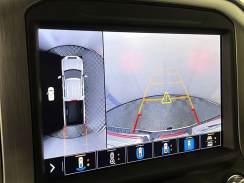 Used 2023 GMC Sierra 2500 Denali w/ Denali Ultimate Package image 20