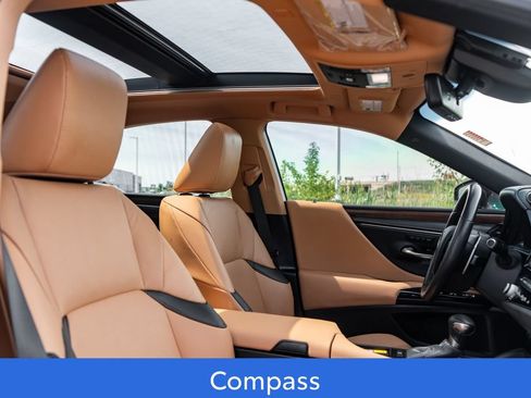 Used 2025 Lexus ES 350 w/ Accessory Package (Z2) FWD image 12