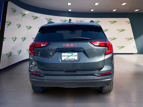 Used 2020 GMC Terrain SLT w/ Preferred Package image 8