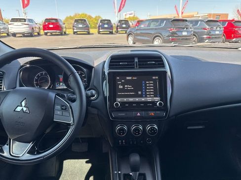 Used 2024 Mitsubishi Outlander Sport ES image 36