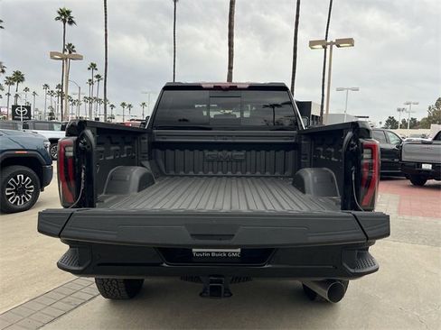 New 2026 GMC Sierra 2500 AT4 w/ AT4 Premium Plus Package image 29