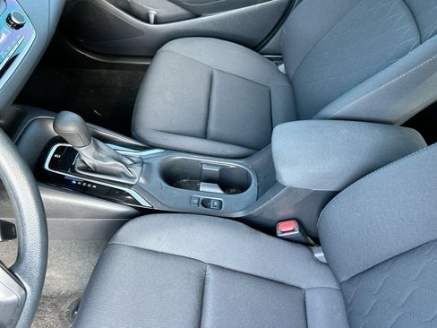 Used 2024 Toyota Corolla LE FWD image 27