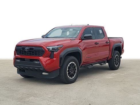 Used 2025 Toyota Tacoma TRD Off-Road w/ TRD Off Road Upgrade Package AWD/4WD image 1