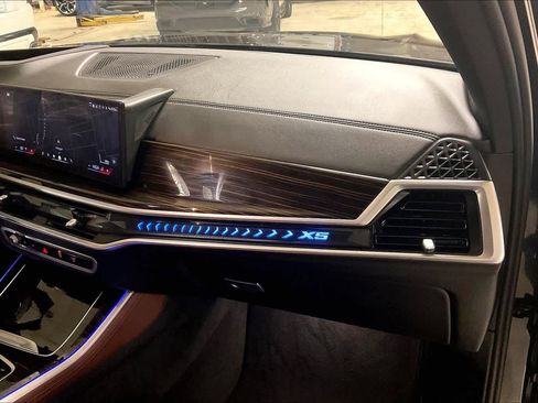 Used 2025 BMW X5 xDrive40i image 18