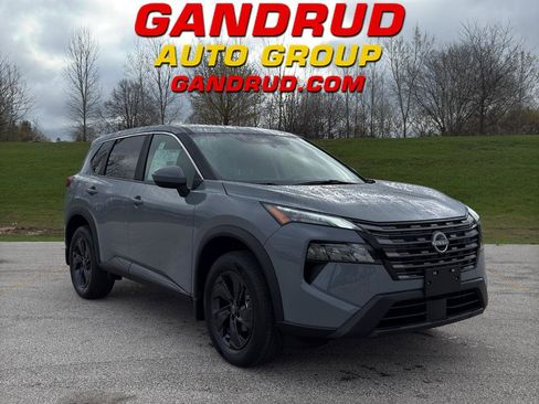New 2026 Nissan Rogue SV AWD/4WD image 1